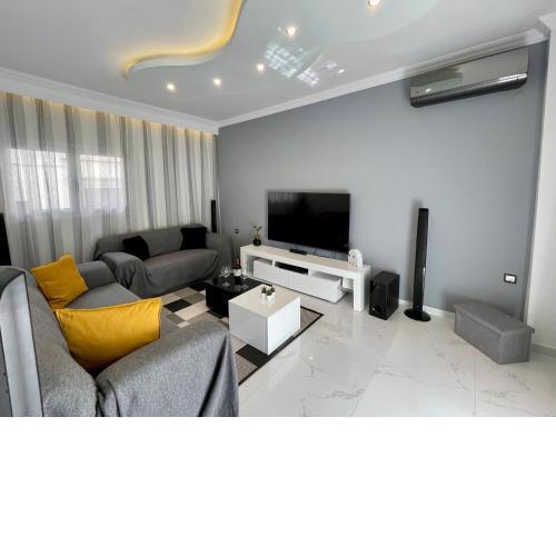 Luxurious Modern Home in Kalamaria, Thessaloniki