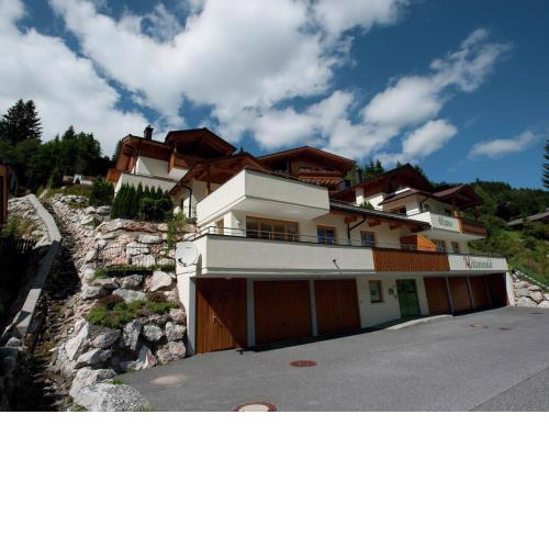 Luxurious mountain chalet in Saalbach Hinterglemm with private sauna