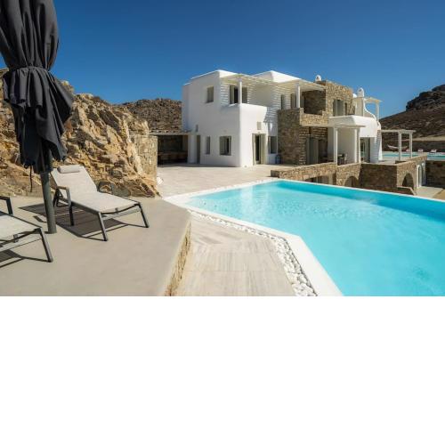 Luxurious Villa Anemos