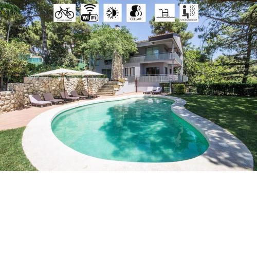 Luxurious Villa La Paz: Beach, Port Aventura Golf