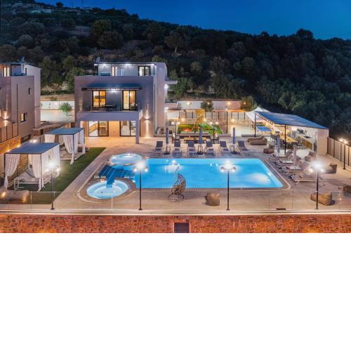 Luxurious Villa Mare - With 150m Pool