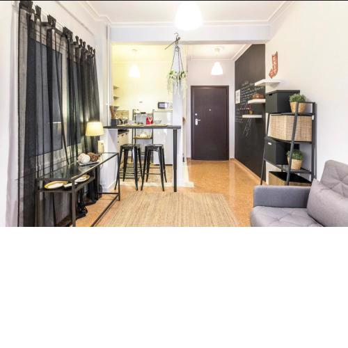 Luxuriously Central Studio in the Heart of Athens