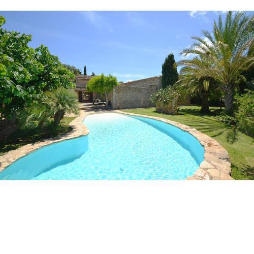 Luxuriously renovated Mallorcan country house for 10 pax