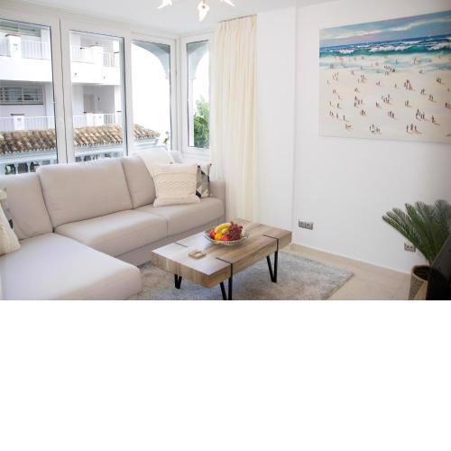 Luxury 1 Bedroom Apartment Next To The Casino