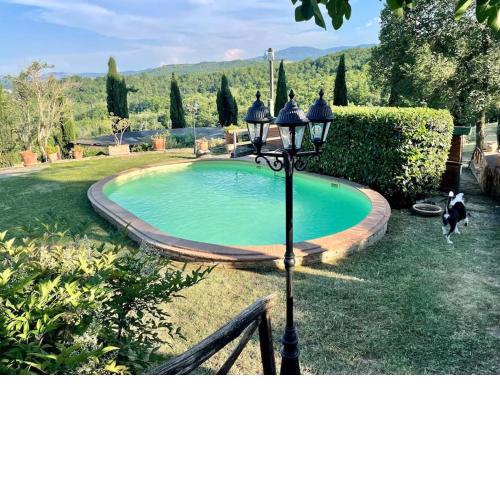 Luxury 1-bedroom house with the pool in Tuscany.