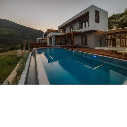 Luxury 2S villa Alpha with private pool