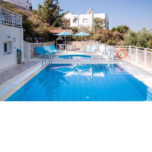 Luxury 3 Bed Villa Bougainvillea, Nr Almyrida - 2 Private Pools + Sleeps 8