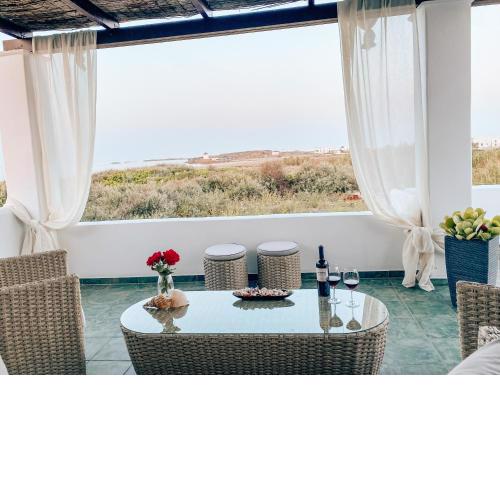 Luxury 3BR Sunrise Villa , Seaside Gyrismata