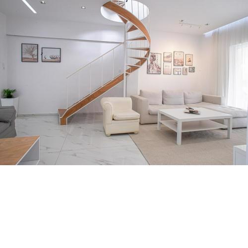 Luxury apartment 115m2 in the heart of Athens