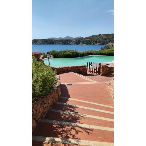 LUXURY Apartment garden, pool, tennis, private beach in Porto Rotondo