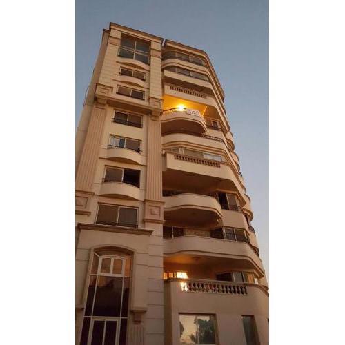 Luxury Apartment In Massaken Sheraton near Cairo Int'l Airport