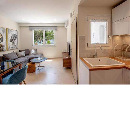 Luxury Apartment Marine View