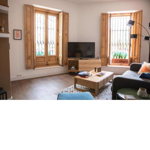 Luxury Apartment near Royal Palace