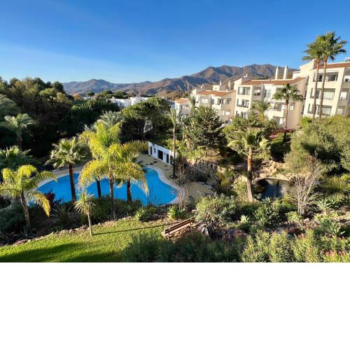 Luxury Apartment on Alhaurín Golf with pool