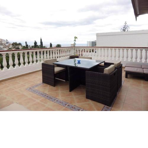 Luxury apartment with great sea views