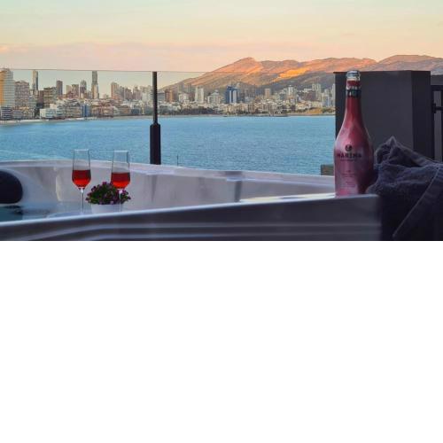 Luxury Apartment with pool by Poniente beach