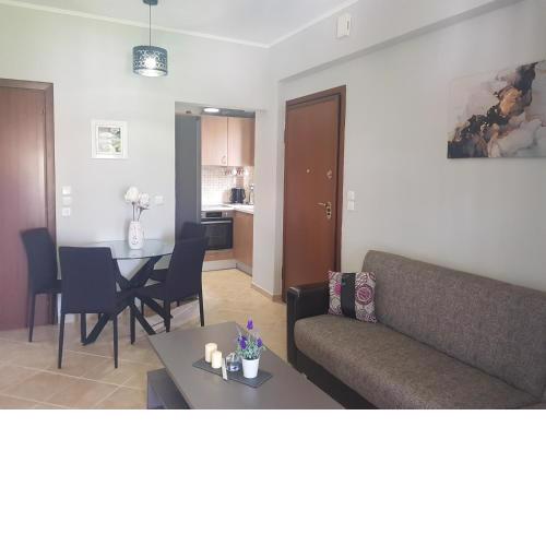 LUXURY APARTMENTS 2