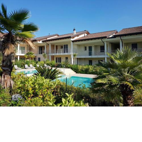 Luxury Apartments Beauty Gardens