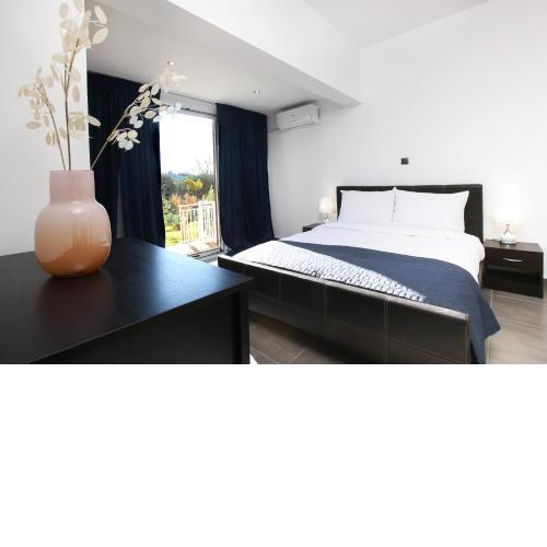 Luxury Apartments Christos