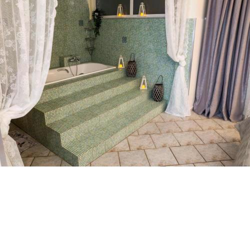 Luxury Apartments in Skg