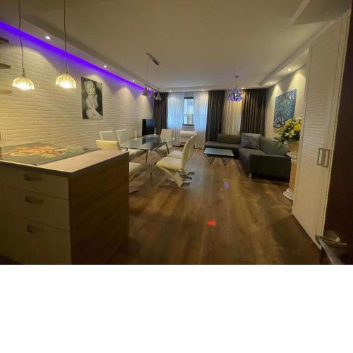 Luxury Apartments In Top City Center Varna 2