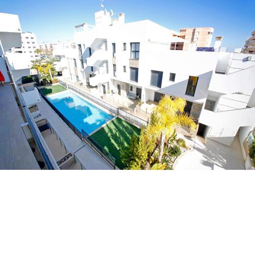 Luxury Arenales Home With AC,Pool and BBQ