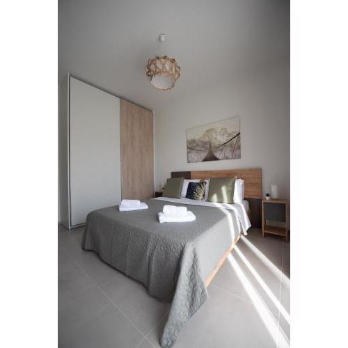 LUXURY AUTONOMOUS GROUND FLOOR APARTMENT