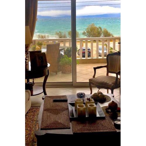 Luxury Beach Flat with Gorgeous Sea View