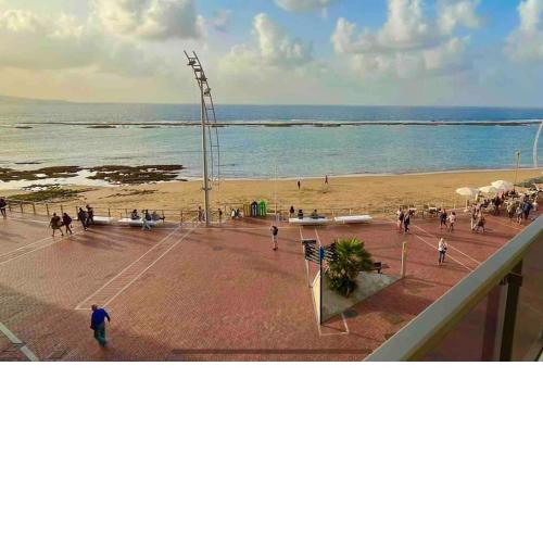 Luxury Beachfront Apartment Las Canteras