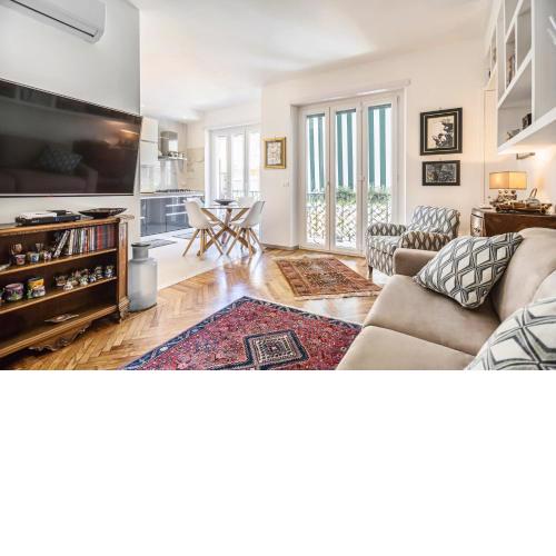 Luxury Central Apartment
