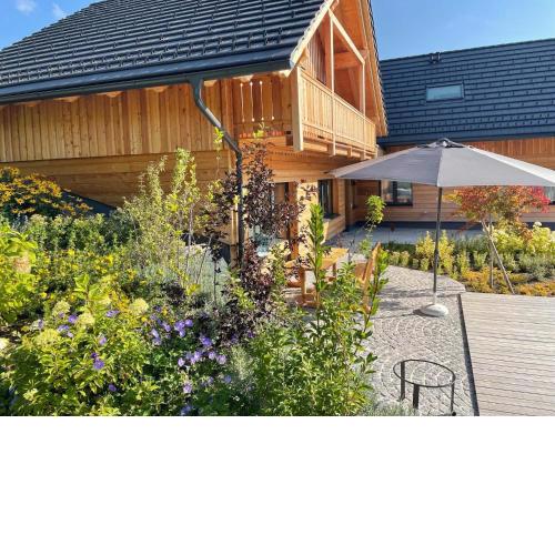 Luxury chalet in Tauplitz Styria with sauna and swimming pond