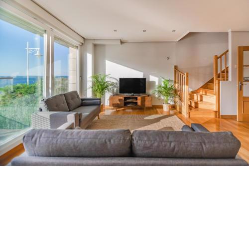 Luxury Chalet with Ocean View!