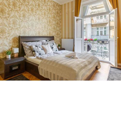Luxury Downtown Home by Anna