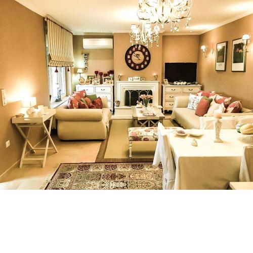 Luxury Family Villa Meteora