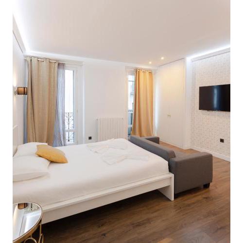 Luxury flat Gran Via I