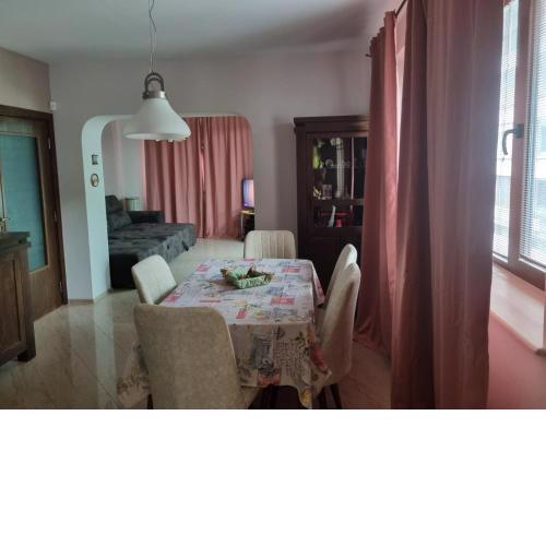 LUXURY FLOOR SVETI GORAZD