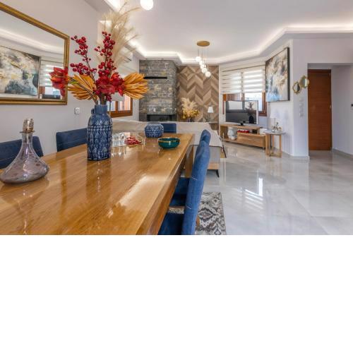 Luxury four season villa