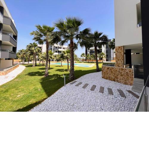 Luxury Ground Floor Apartment LA2