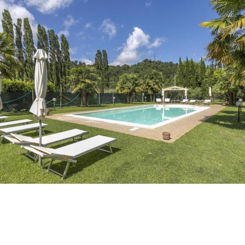 Luxury Holiday Home in Montopoli Valdarno with Swimming Pool