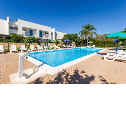Luxury Holiday Home with Swimming Pool in Torre Lapillo