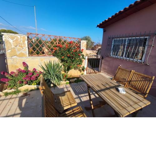 Luxury House 15 minutes from Athens Airport free shuttle service