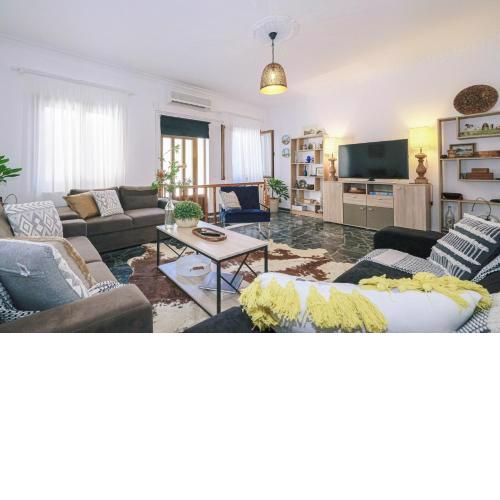 Luxury House 3BDR Short Walk to Beach & Castle