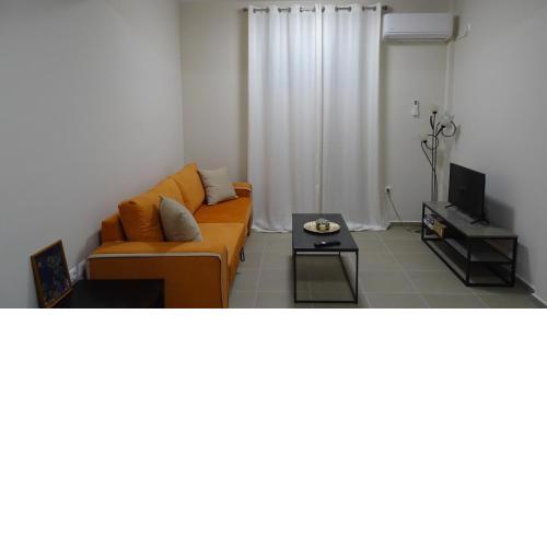 Luxury House by the Sea near Airport & Port