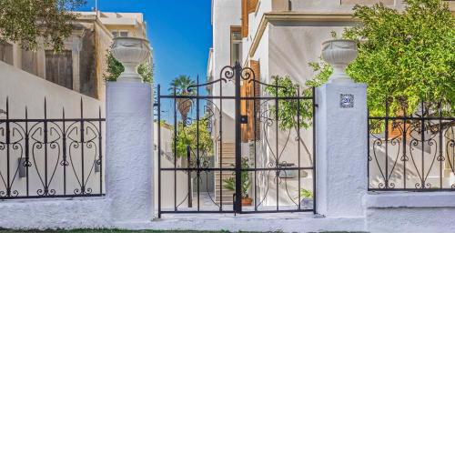 Luxury Living Nisos Vs Rhodes town