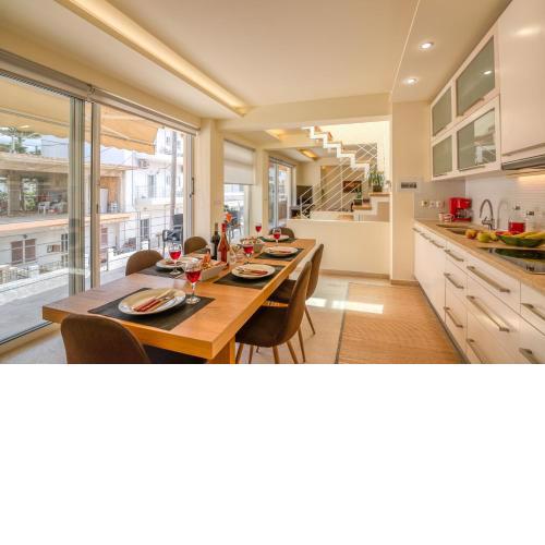 Luxury Maisonette
