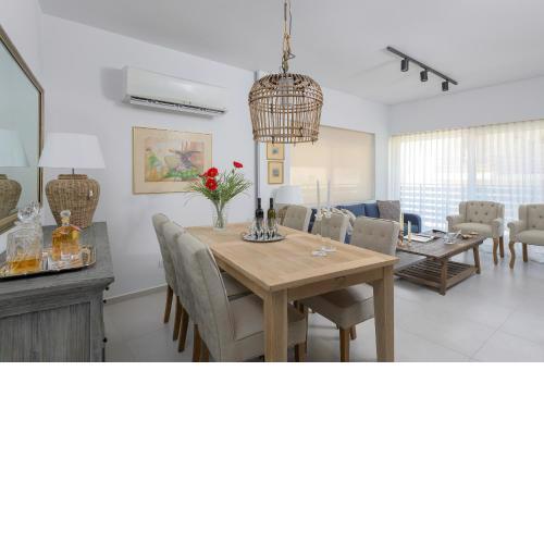 Luxury Modern Flat Marias