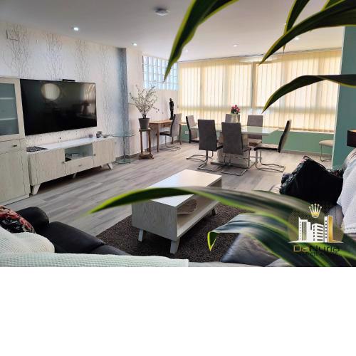 Luxury Navamares holidays 23