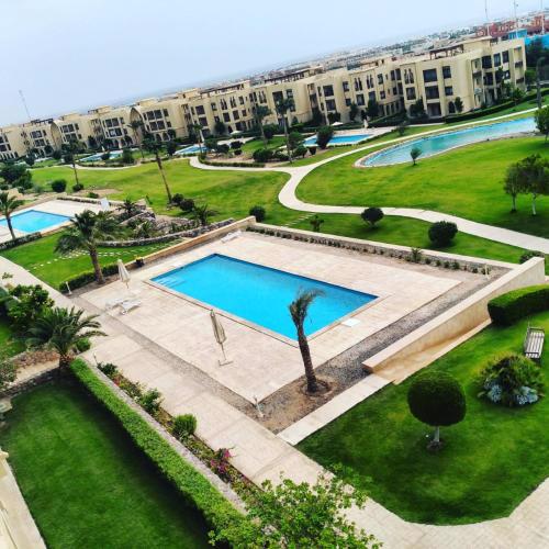 Luxury one bedroom beside all services