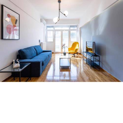 Luxury Penthouse on Akadimias with 2 Bed & 2 Bath