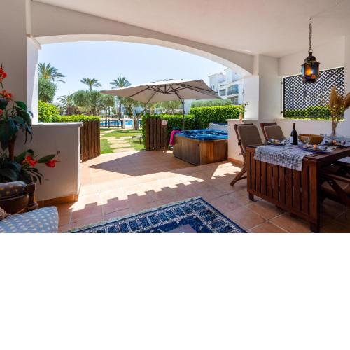 Luxury Pool and Spa - Casa Coco